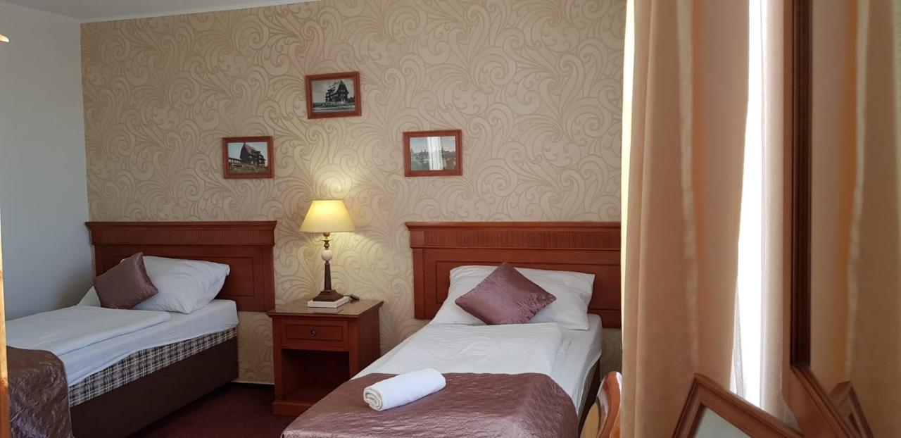 Hotel A Restaurace Pomezi Cinovec Екстер'єр фото